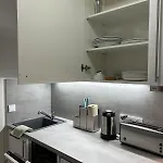 Zentral 1-zimmer Mit Parkplatz *