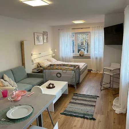 Zentral 1-zimmer Mit Parkplatz * Kempten