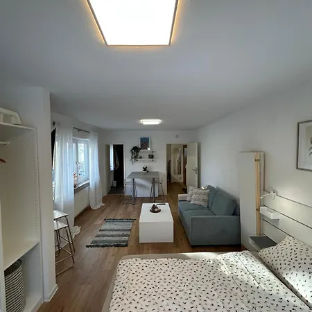 Appartement Zentral 1-zimmer Mit Parkplatz *