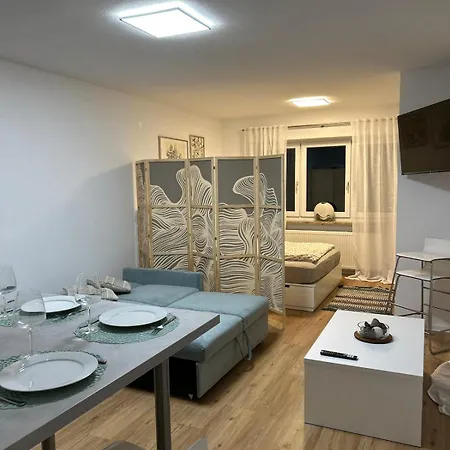 Zentral 1-zimmer Mit Parkplatz Kempten